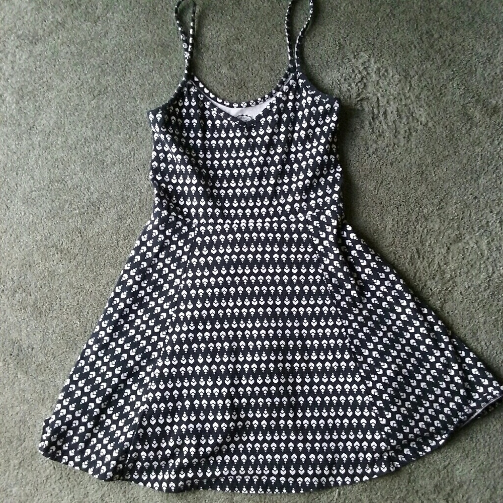 Cute black and white dress